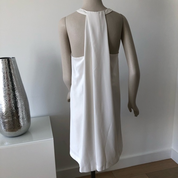 LOFT Dresses & Skirts - NWOT Beautiful Cream Dress